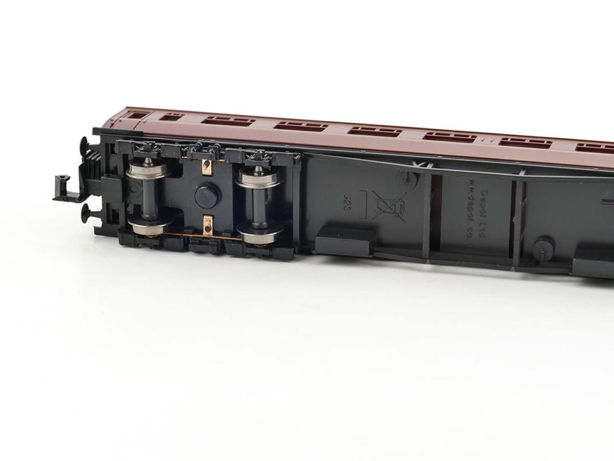 Dapol Collett Coach Second BR Crimson/Cream W1137W DA2P-000-136