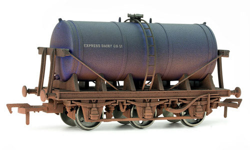 Dapol 6 Wheel Milk Tank Express Dairy Weathered DA4F-031-010
