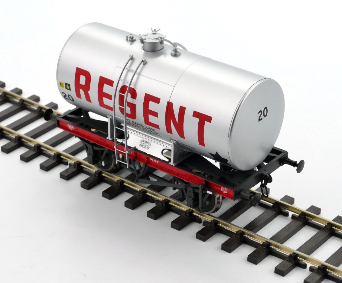 Dapol 14t Anchor Mounted Class A Tank Wagon Regent 20 DA7F-062-005