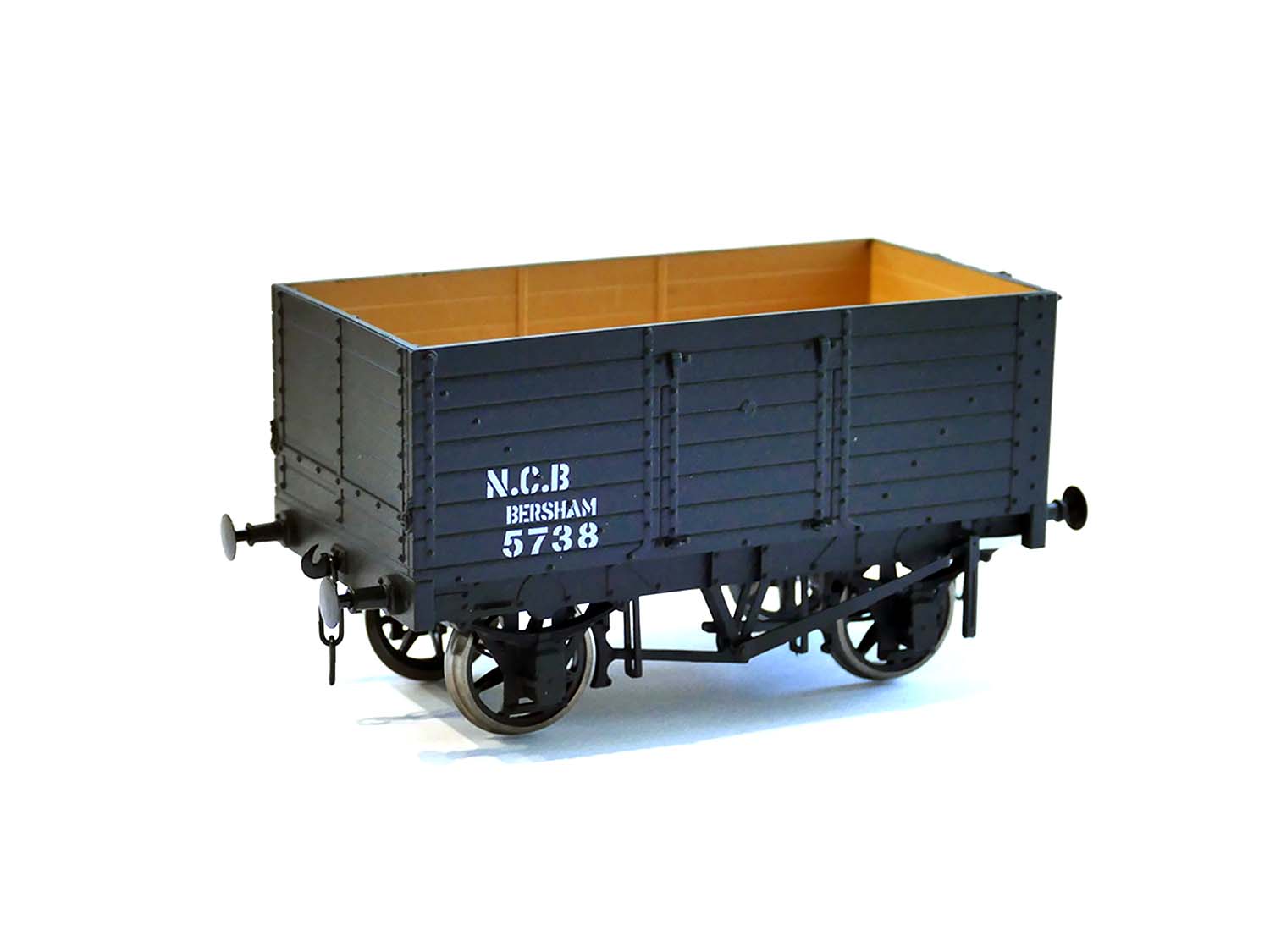 Dapol 7 Plank Wagon 9' Wheelbase 3 Door Bersham 5738 DA7F-073-017