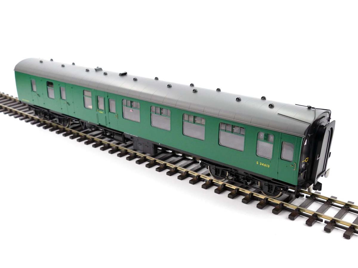 Lionheart BR Mk1 BSK S34613 SR Green (DCC-Fitted) DALHT7P-001-501D