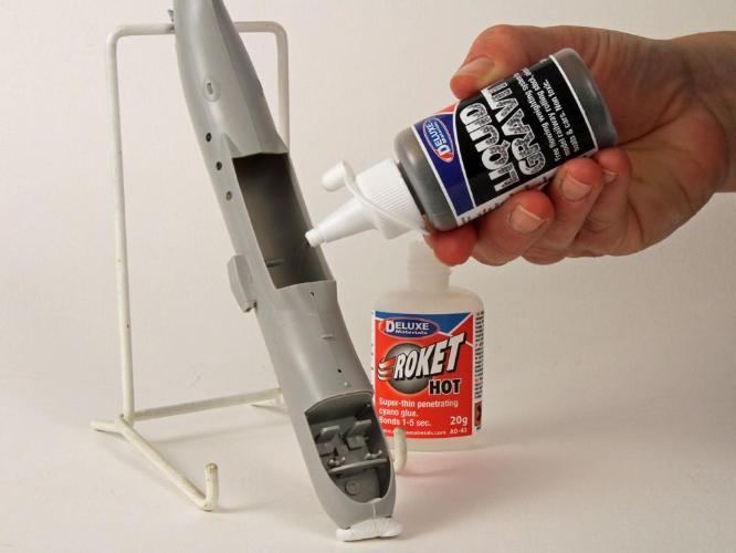 Deluxe Materials Liquid Gravity Bd38