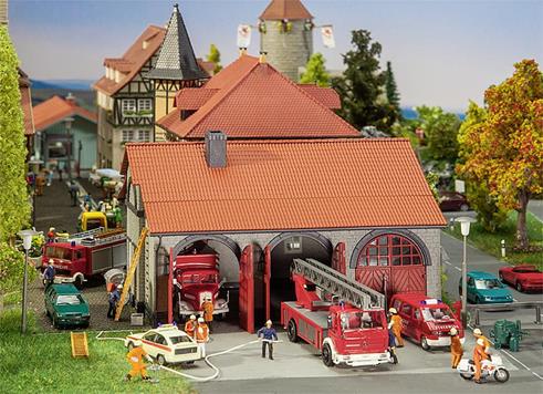 Faller Fire Brigade Engine House Kit II FA130162