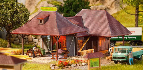 Faller Carpenters Workshop Kit III FA130191