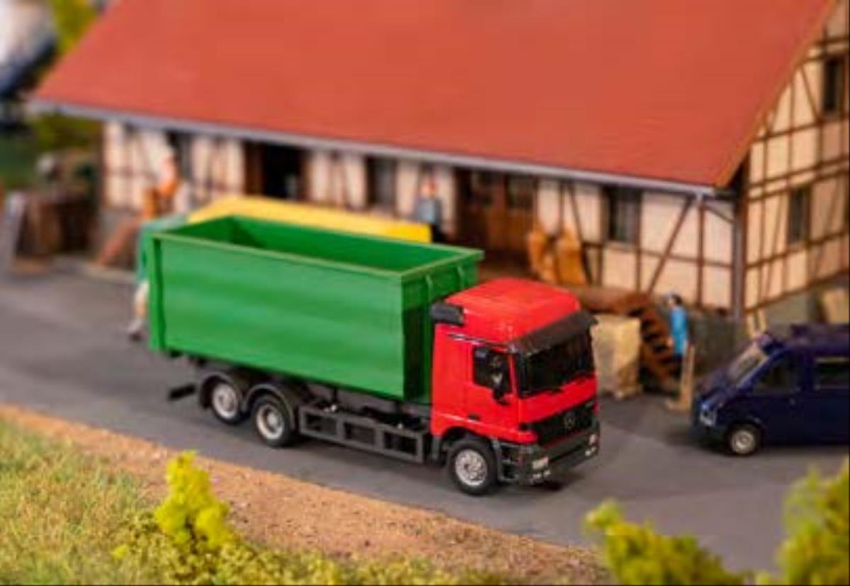 Faller Car System MB Actros LH '96 Roll Off Container Truck V FA161493