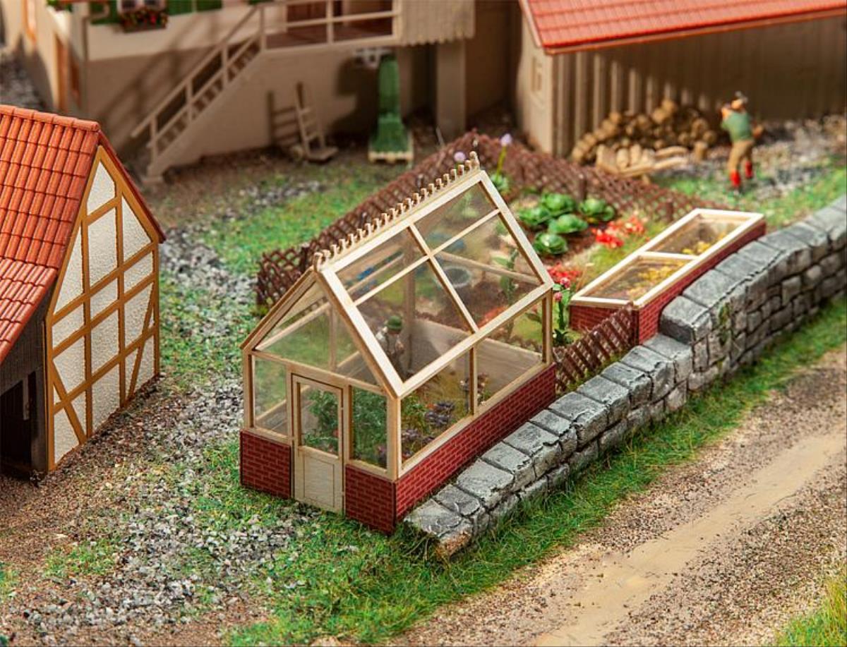 Faller Greenhouse Laser Cut Kit FA180305