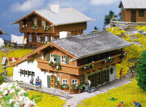 Faller Edelweiss Boarding House Kit II FA232235