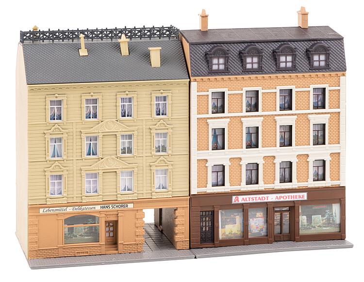 Faller Apartment Building w/Pharmacy & Delicatessen Kit FA232384