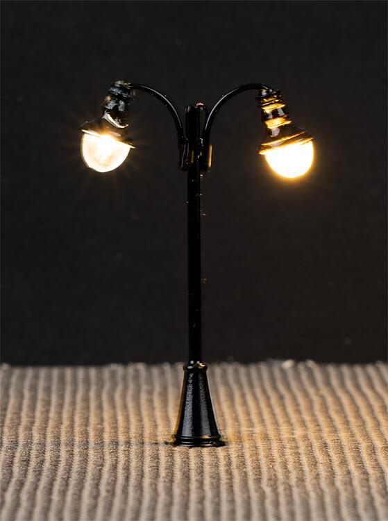 Faller LED Double Arm Ornate Street Lamp 60mm (3) FA272126