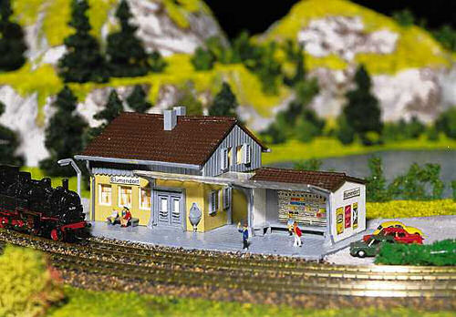 Faller Blumendorf Station Kit II FA282706