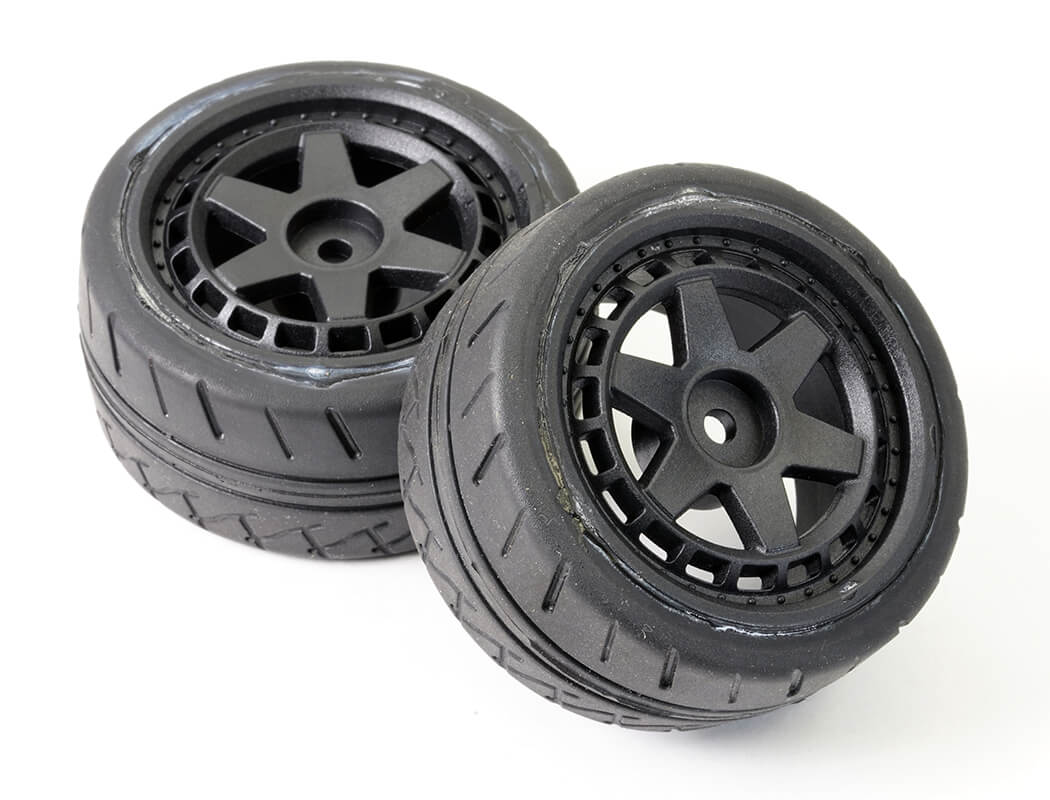 FTX Stinger Rear 32Mm Rubber Wheel/Tyres (Pr) - Ftx10571