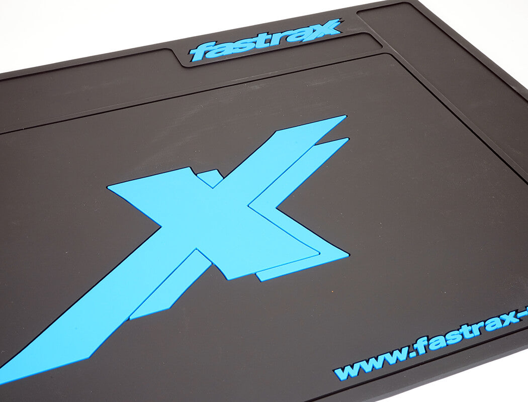 Fastrax Medium Rubber Pit Mat - Black 62Cm X 42Cm FAST413M-BK