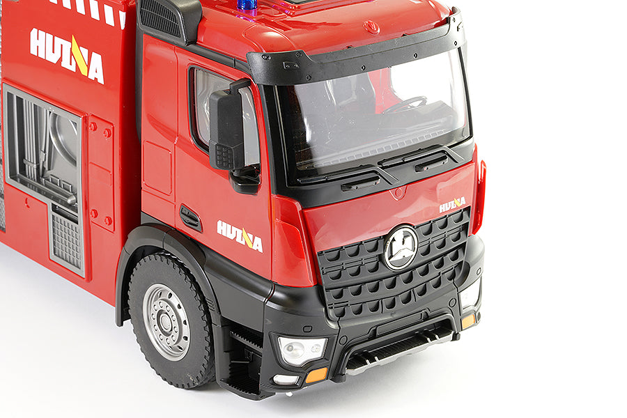 Huina 1/14 Fire Truck With Powerful Hose Cy1562