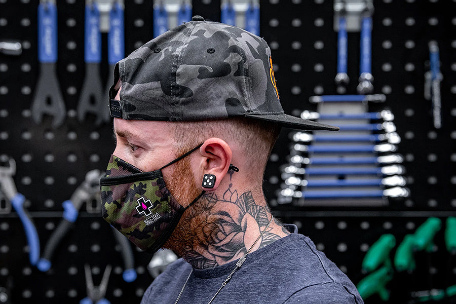 Ghiant Muc-Off Reuseable Face Mask Woodland Camo - Small MUC20272