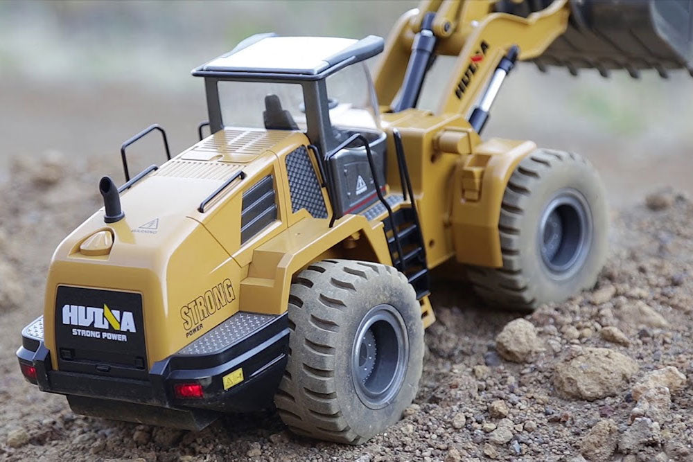 HUINA 1/14 ALLOY 10CH 2.4G WHEELED LOADER (VERSION 2)