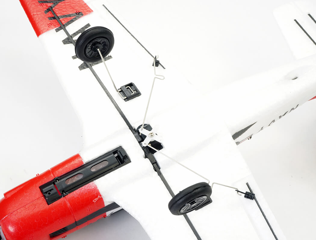 Volantex T-28 Trojan 4Ch 400Mm Brushed W/Gyro Epp Rtf V761-9