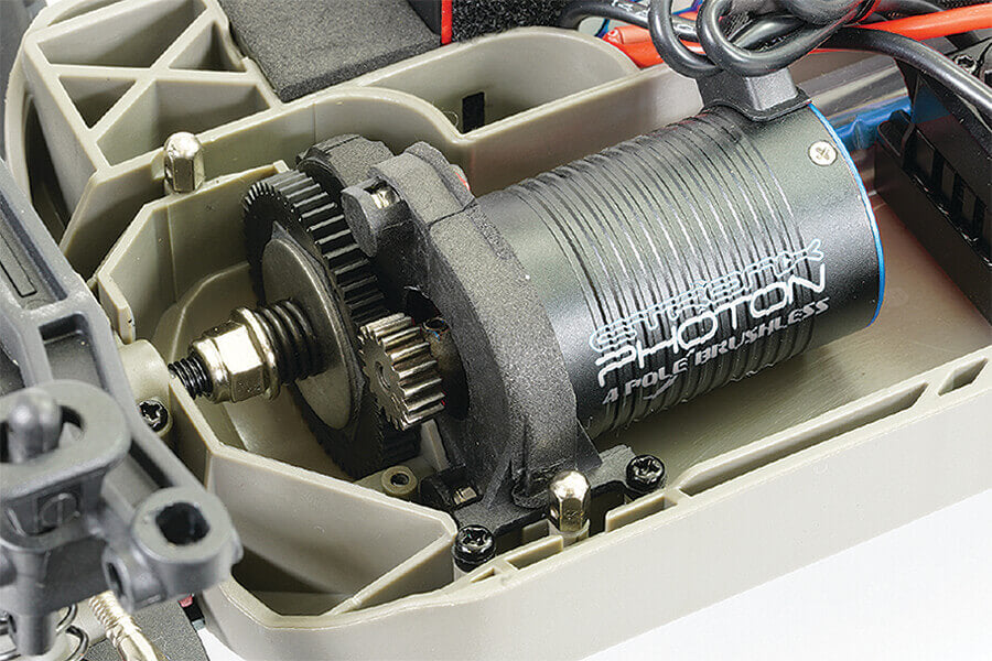 FTX Ramraider 1/10 Brushless Monster Truck RTR - Red/Blue FTX5497RB