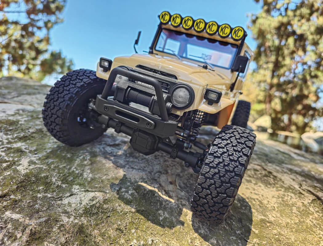 Element RC Enduro Zuul Trail Truck RTR - Tan EL40124