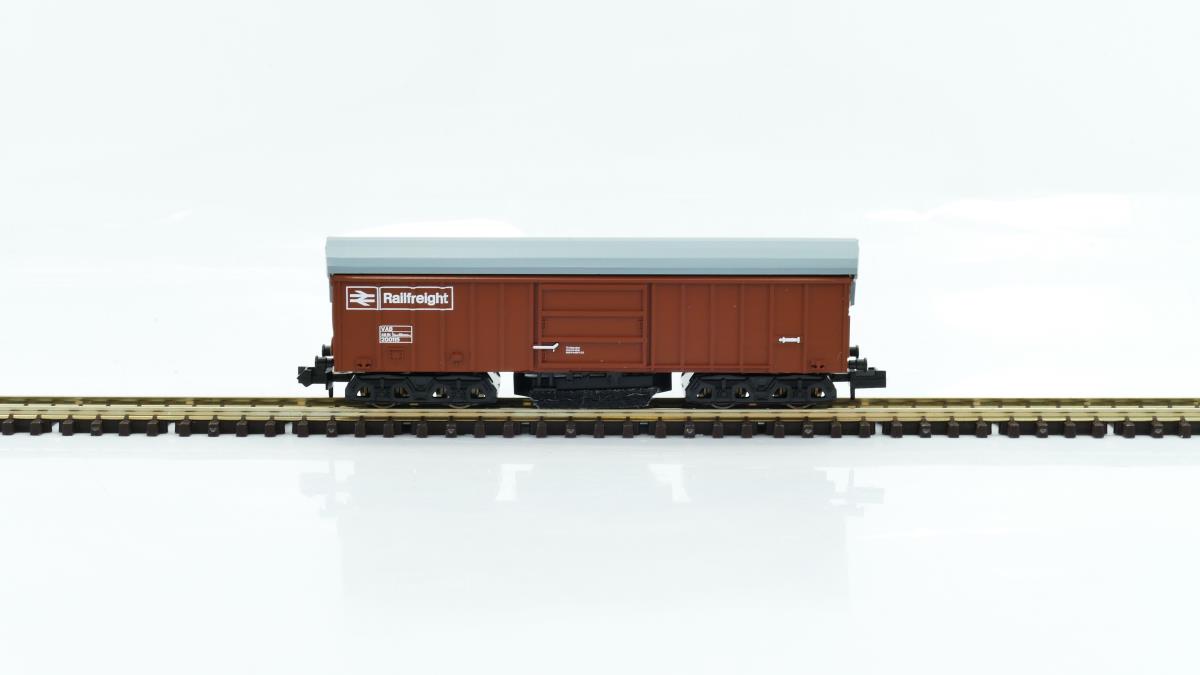 GM Collection Track Cleaning Wagon BR Railfreight GM2420102