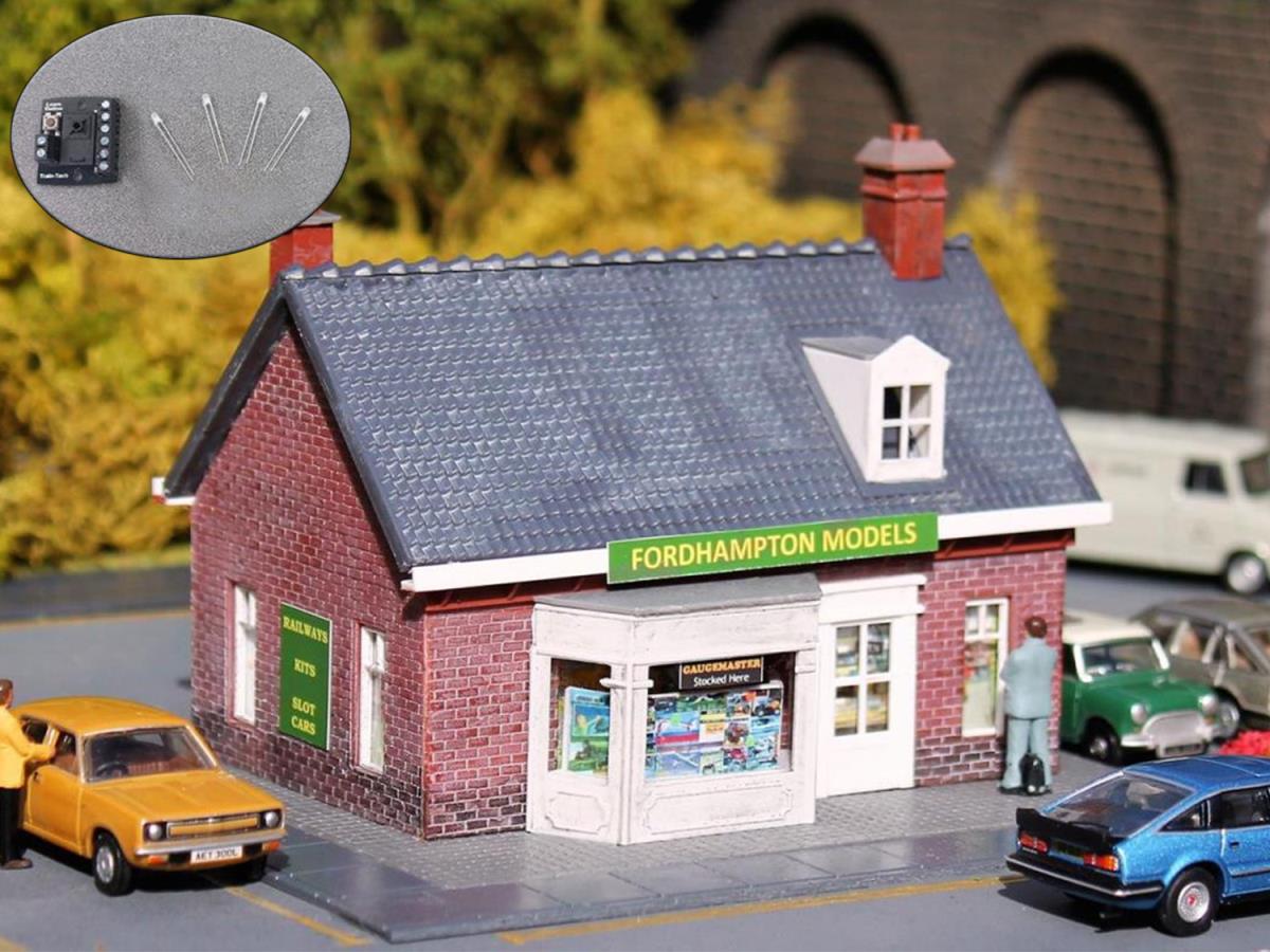 Fordhampton Model Shop with LED Lighting