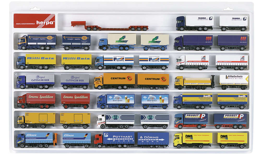 Herpa Display Case for Trucks/Trailers 70x45x3.5cm HA029346