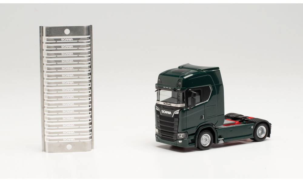 Herpa Stone Chip Windscreen Protectors (15) Scania CR/CS HA055314