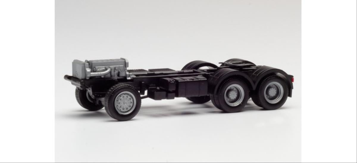 Herpa Parts Iveco Trakker 6x6 4 Wheel Drive Chassis (2) HA085120