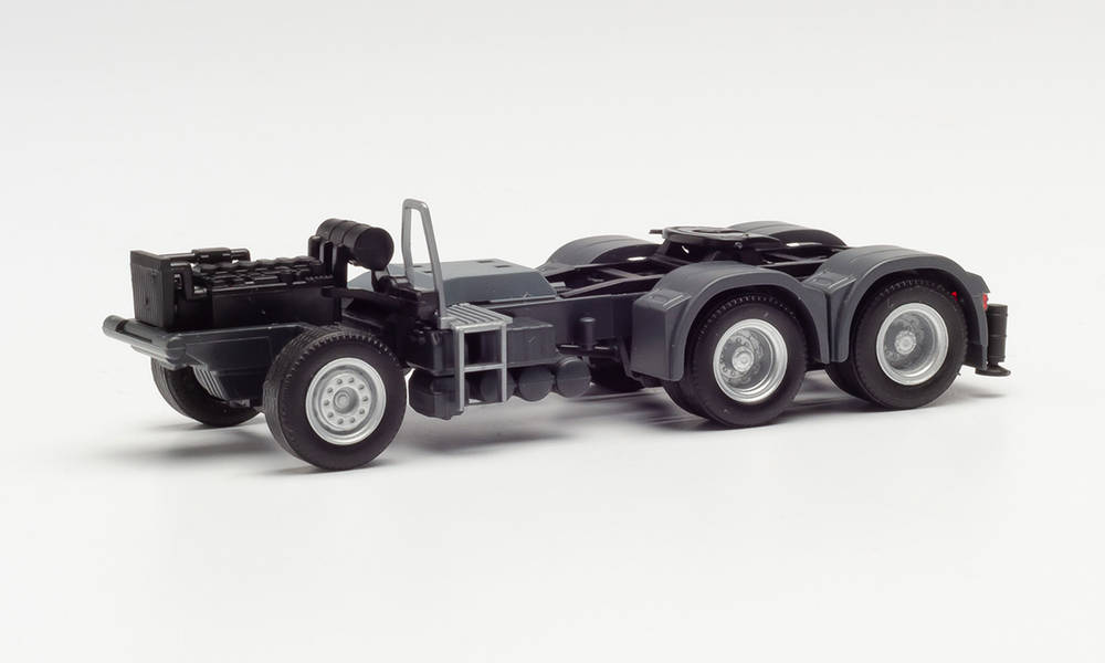 Herpa Parts MAN 6x4 w/Crane Support Chassis (2) HA085328