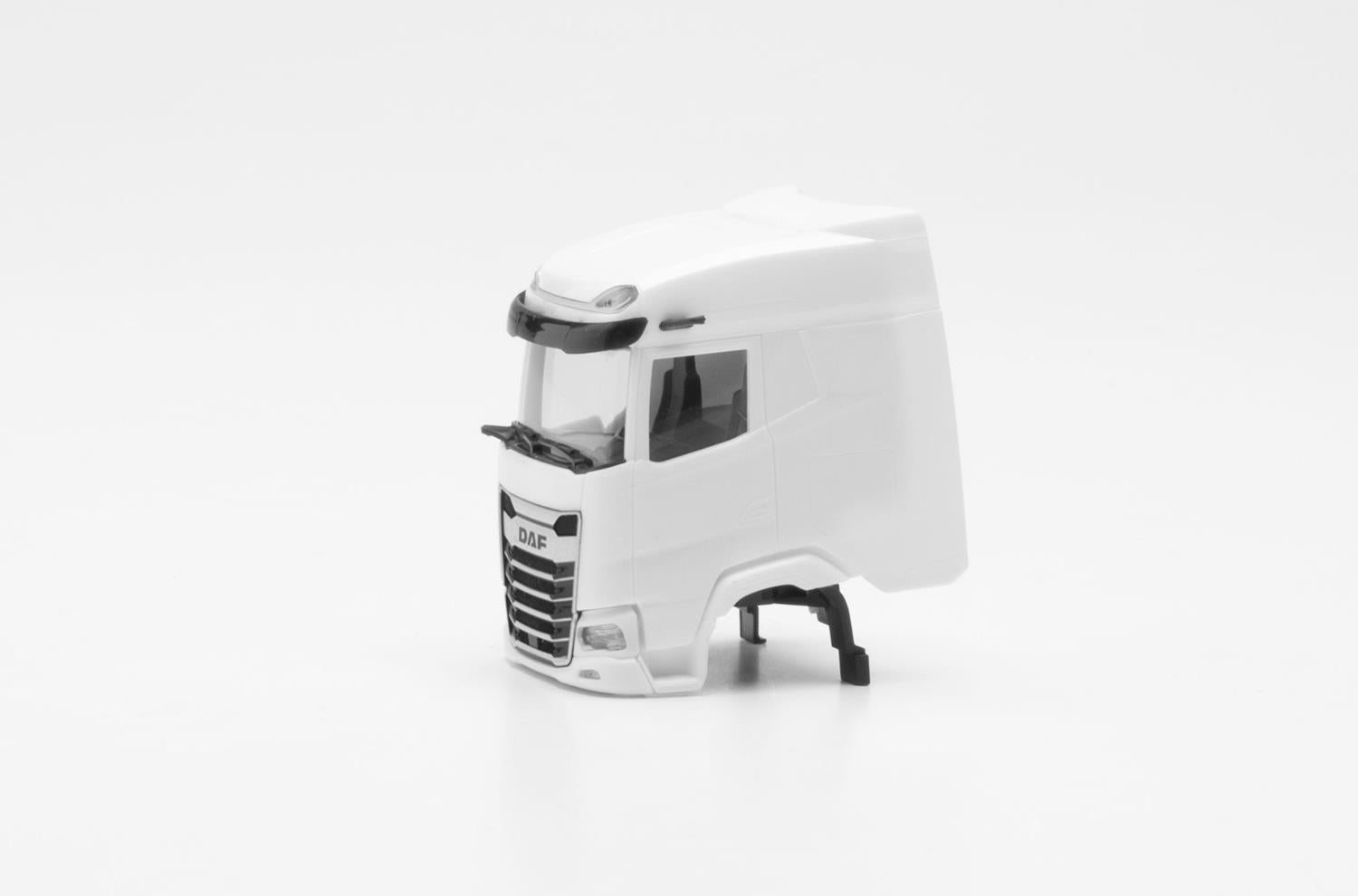 Herpa DAF XG Cab w/Wind Deflectors & Roof Spoilers (2) HA085649