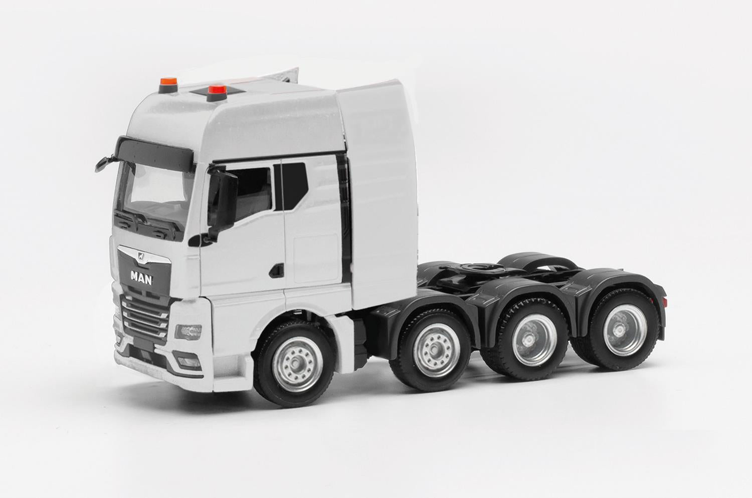 Herpa MAN TGX GX Heavy Duty Tractor Unit Air Suspended White HA316958