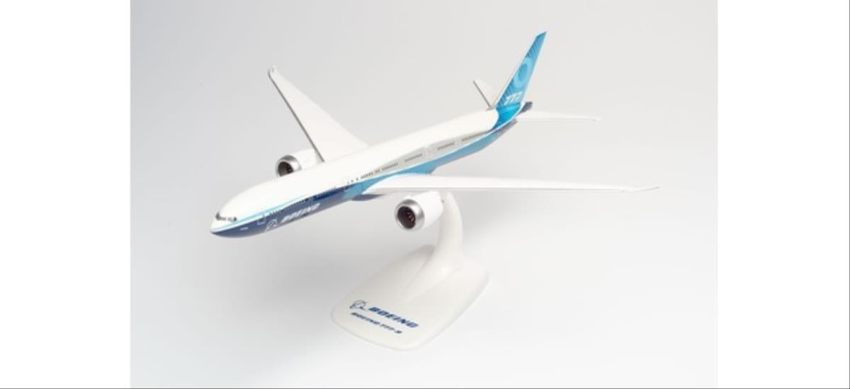 Herpa Wings Snapfit Boeing 777-9 Boeing N779XW (1:250) HA612630