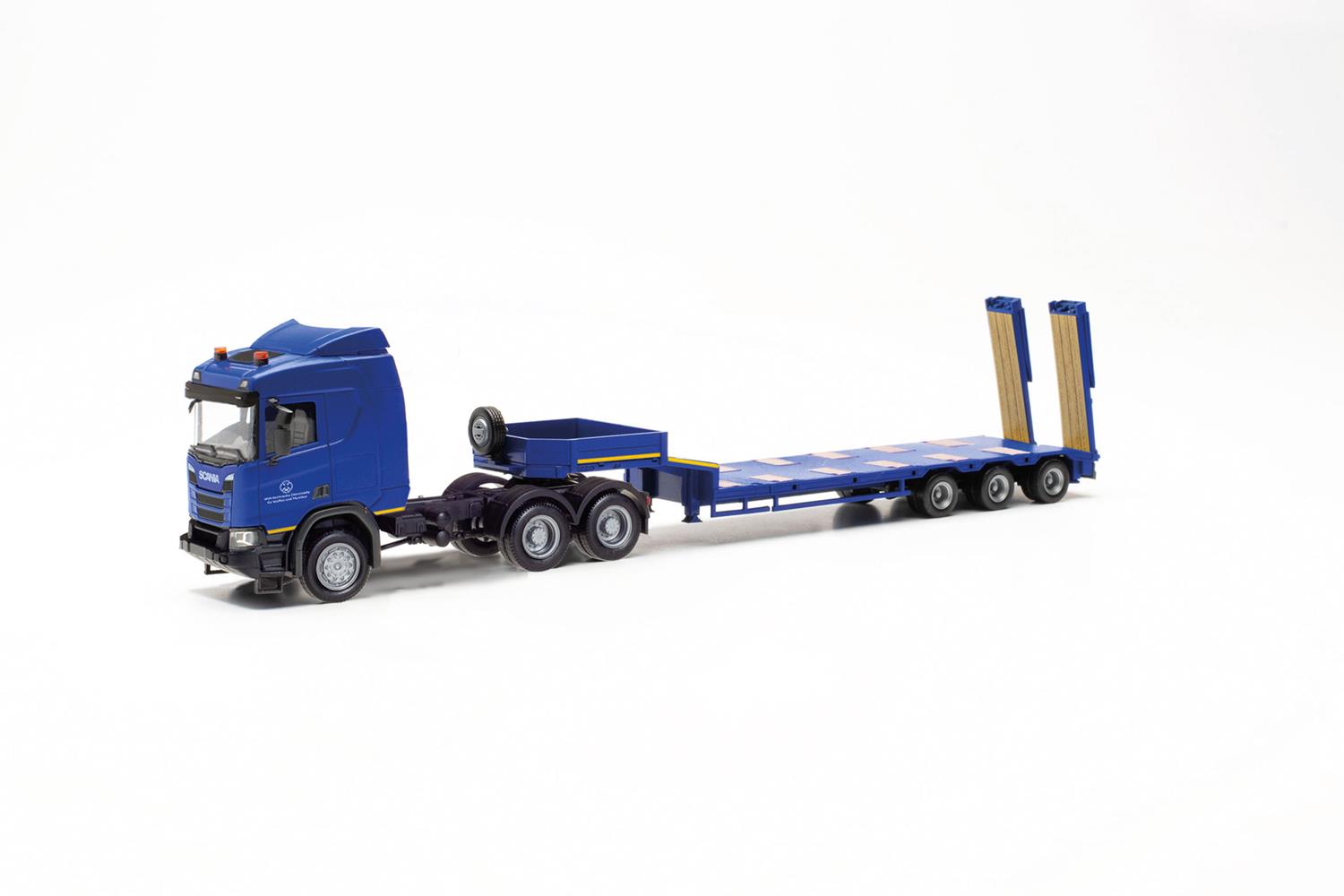 Herpa Military Scania CR Lowboy Semitrailer Wehrtechnische HA747035