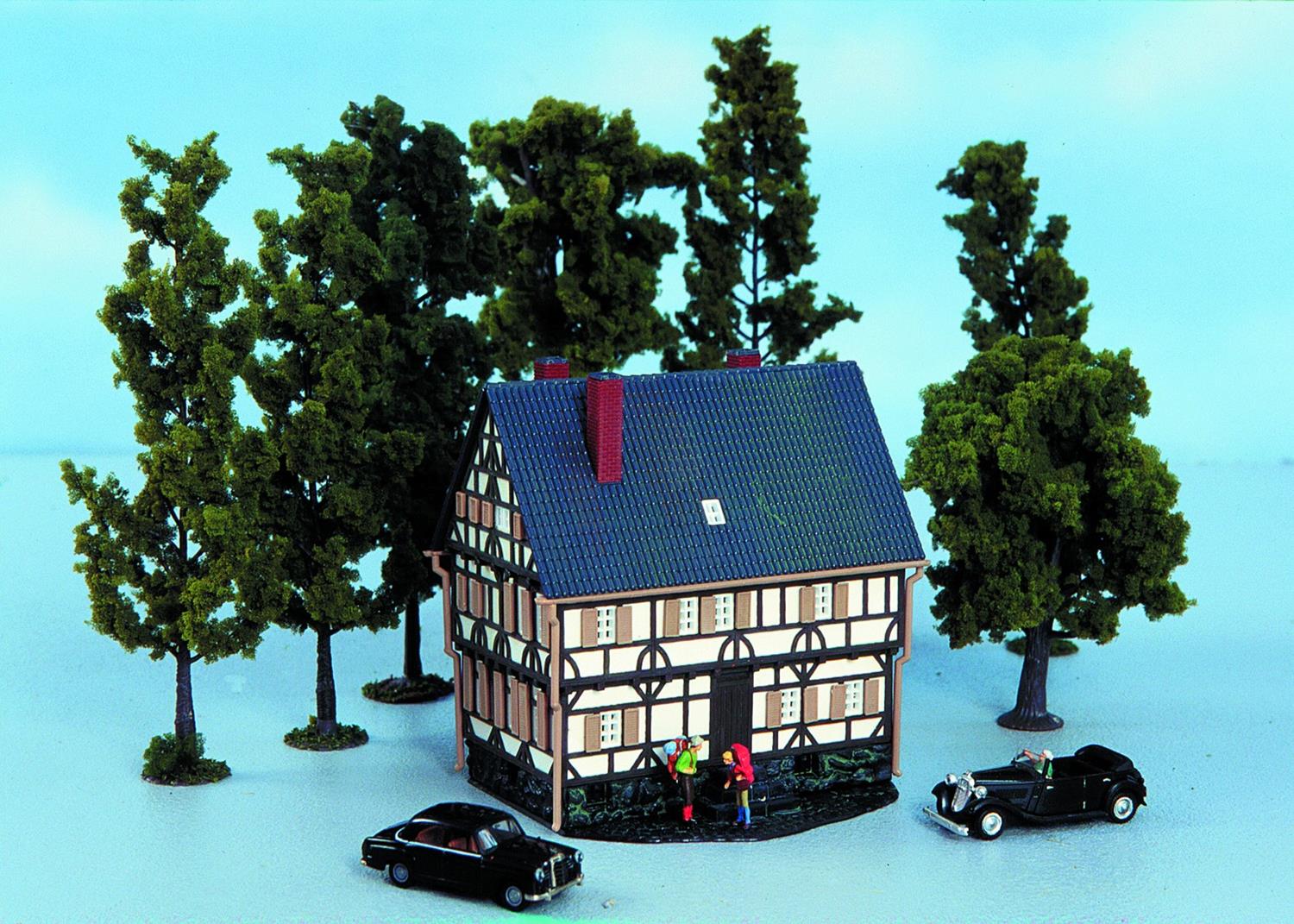Heljan (Europe) German Timbered House Kit HN01001798