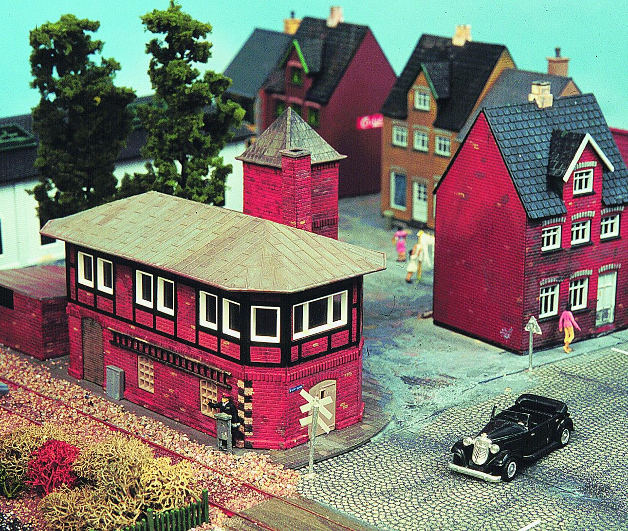 Heljan (Europe) Switch Tower Kit HN01002075