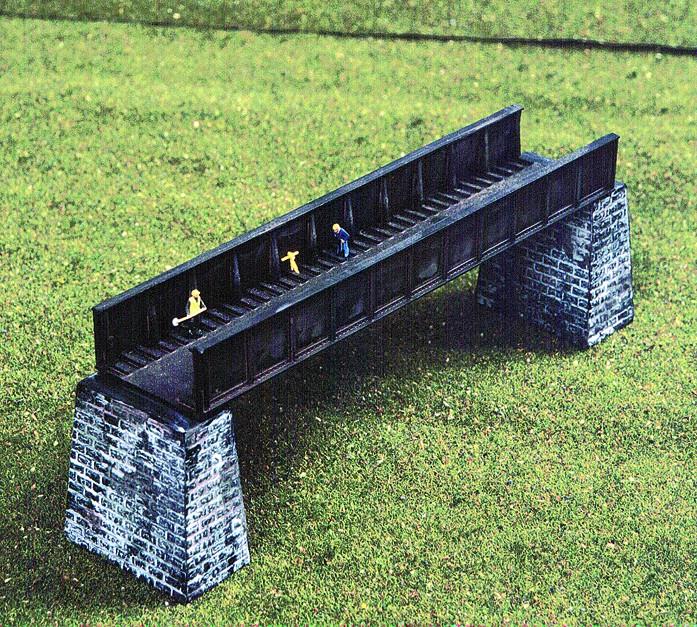 Heljan (Europe) Single Track Box Metal Bridge with 2 Piers Kit HN02000662