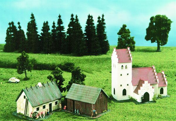 Heljan (Europe) Church and Farmhouse Kit HN02000704