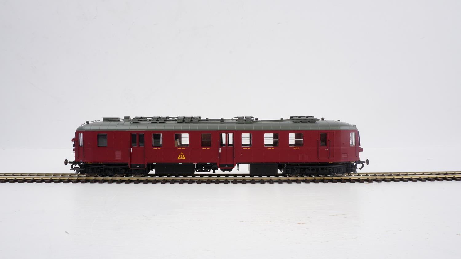 Heljan (Europe) DSB MO 559 Riveted Diesel Railcar III (~AC-Sound) HN10045542