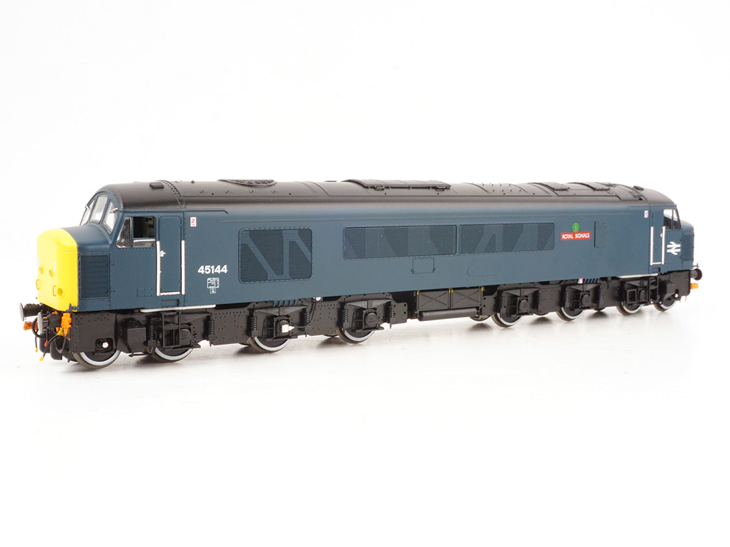 Heljan Class 45 144 'Royal Signals' BR Blue HN45400