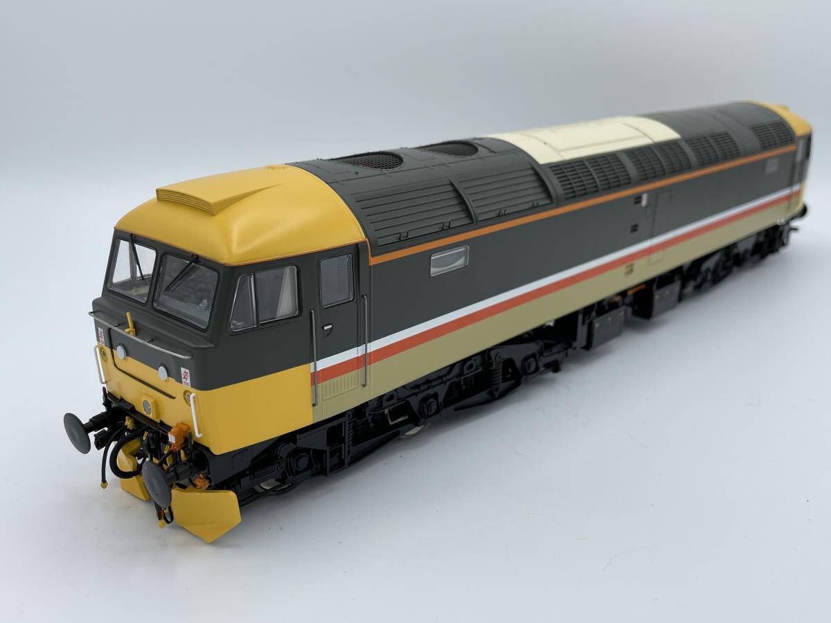 Heljan Class 47 BR Intercity Executive HN4866