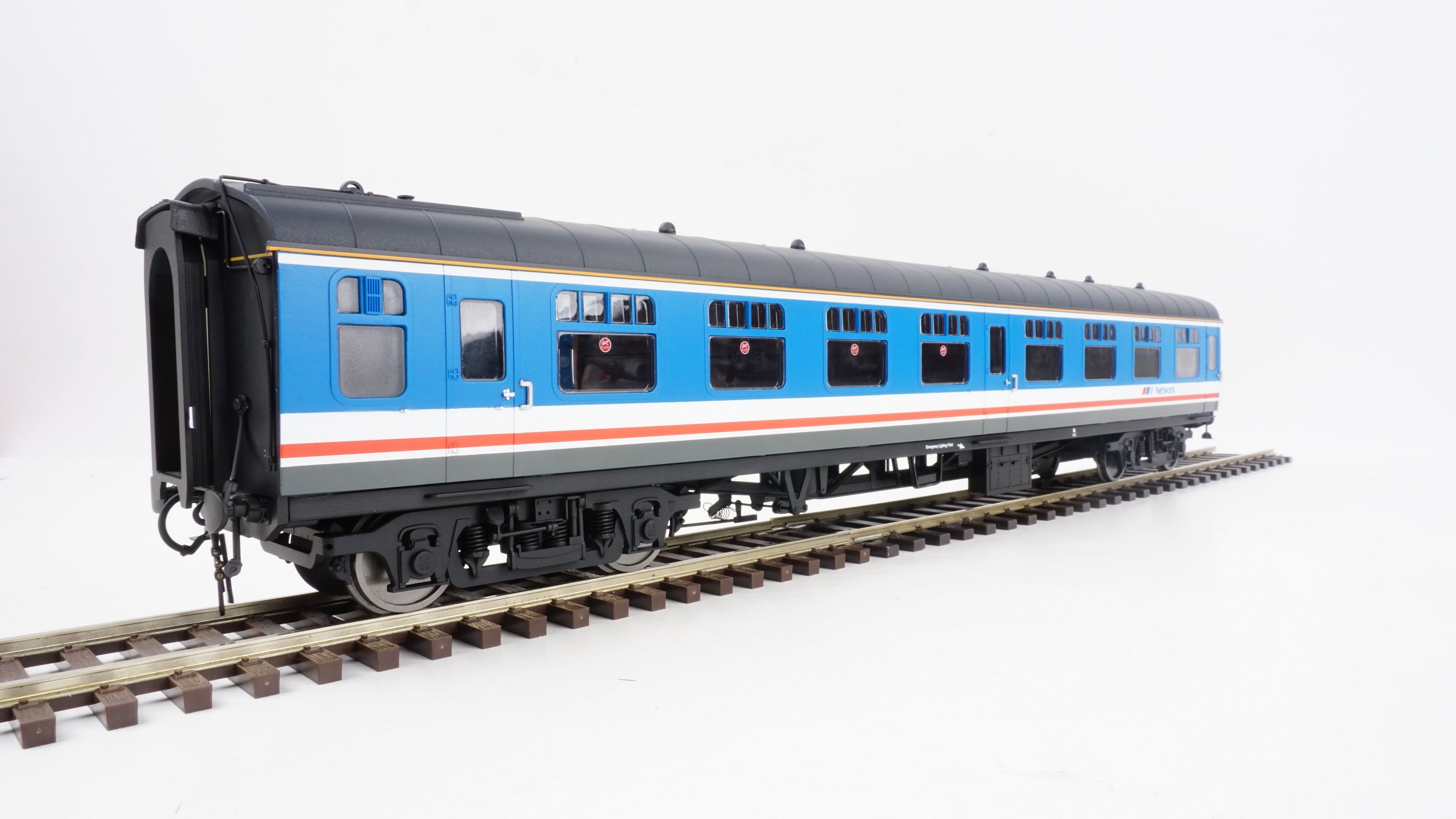 Heljan Mk1 SK Network SouthEast Commonwealth Bogies HN4903