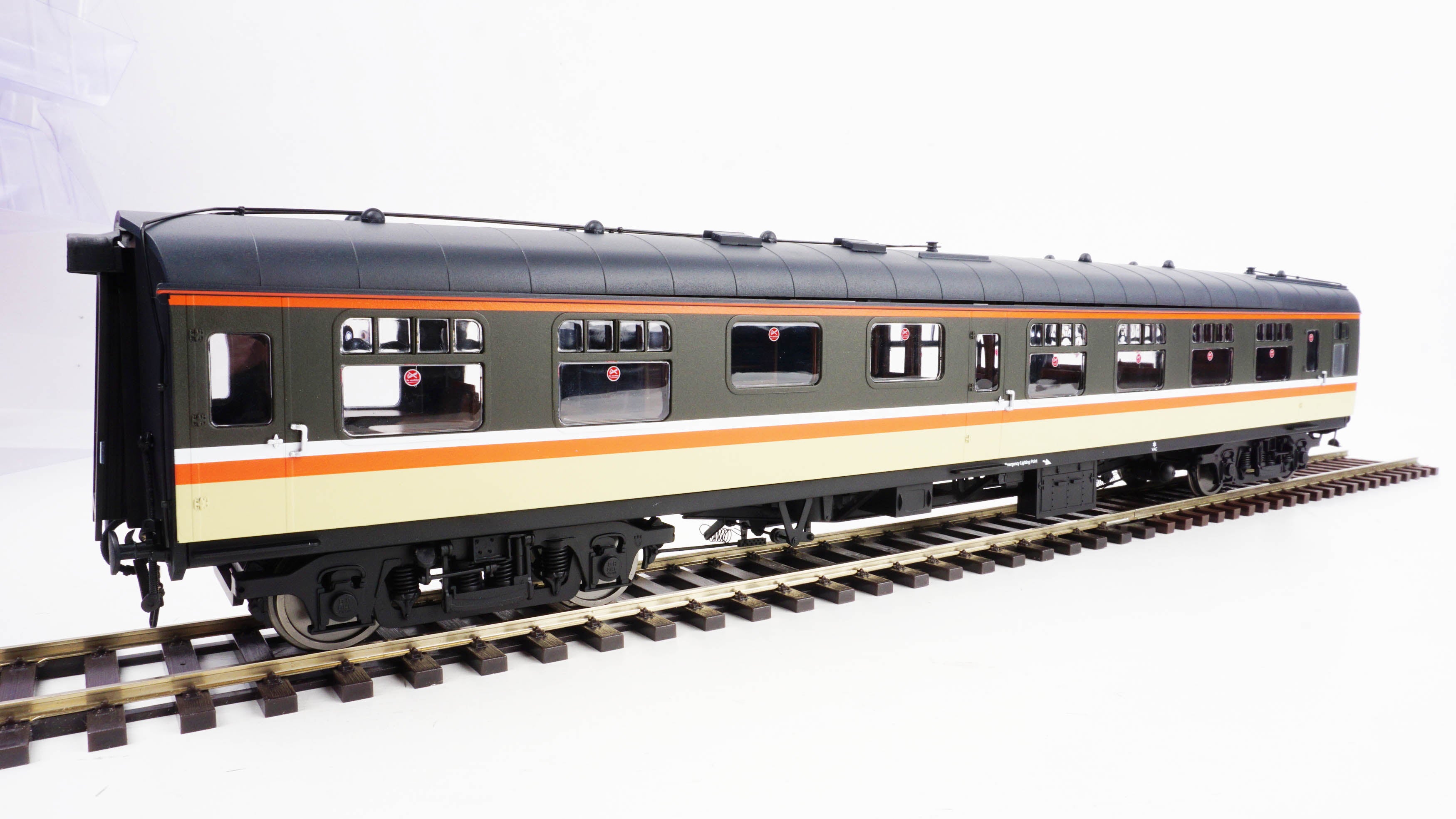 Heljan Mk1 TSO InterCity Executive B4 Bogies HN4916