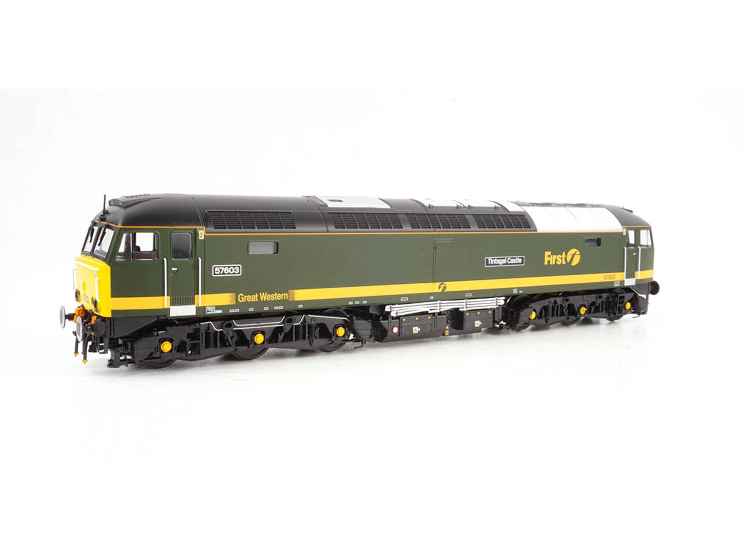 Heljan Class 57 603 'Tintagel Castle' FGW Fag Packet Green HN5708