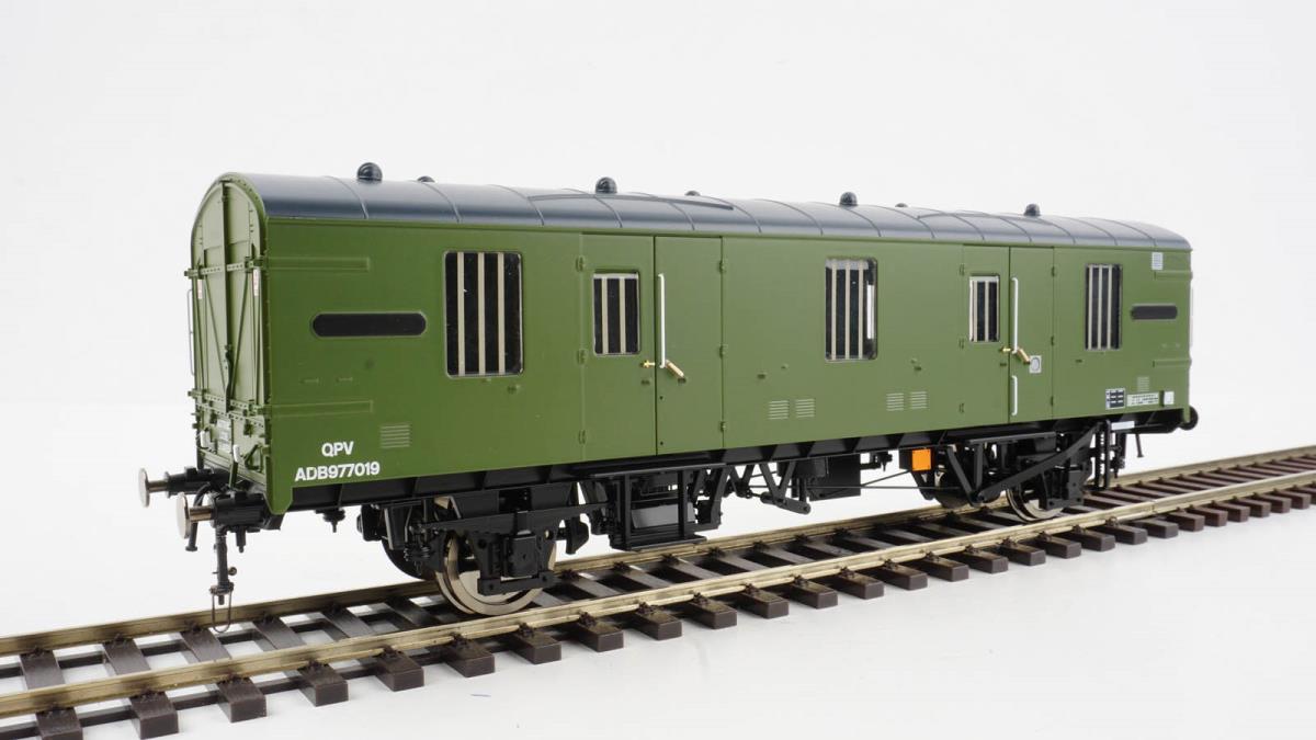 Heljan Mk1 CCT BR Departmental Olive Green HN9405