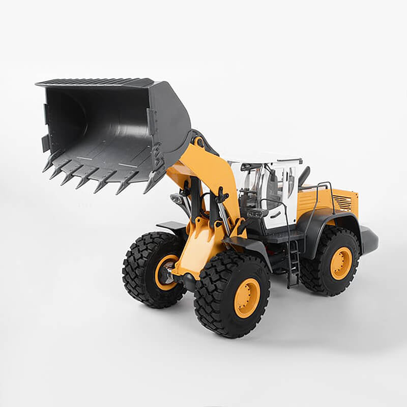 RC4WD 1/14 EARTH MOVER 870K HYDRAULIC WHEEL LOADER (YELLOW AND WHITE) VV-JD00031