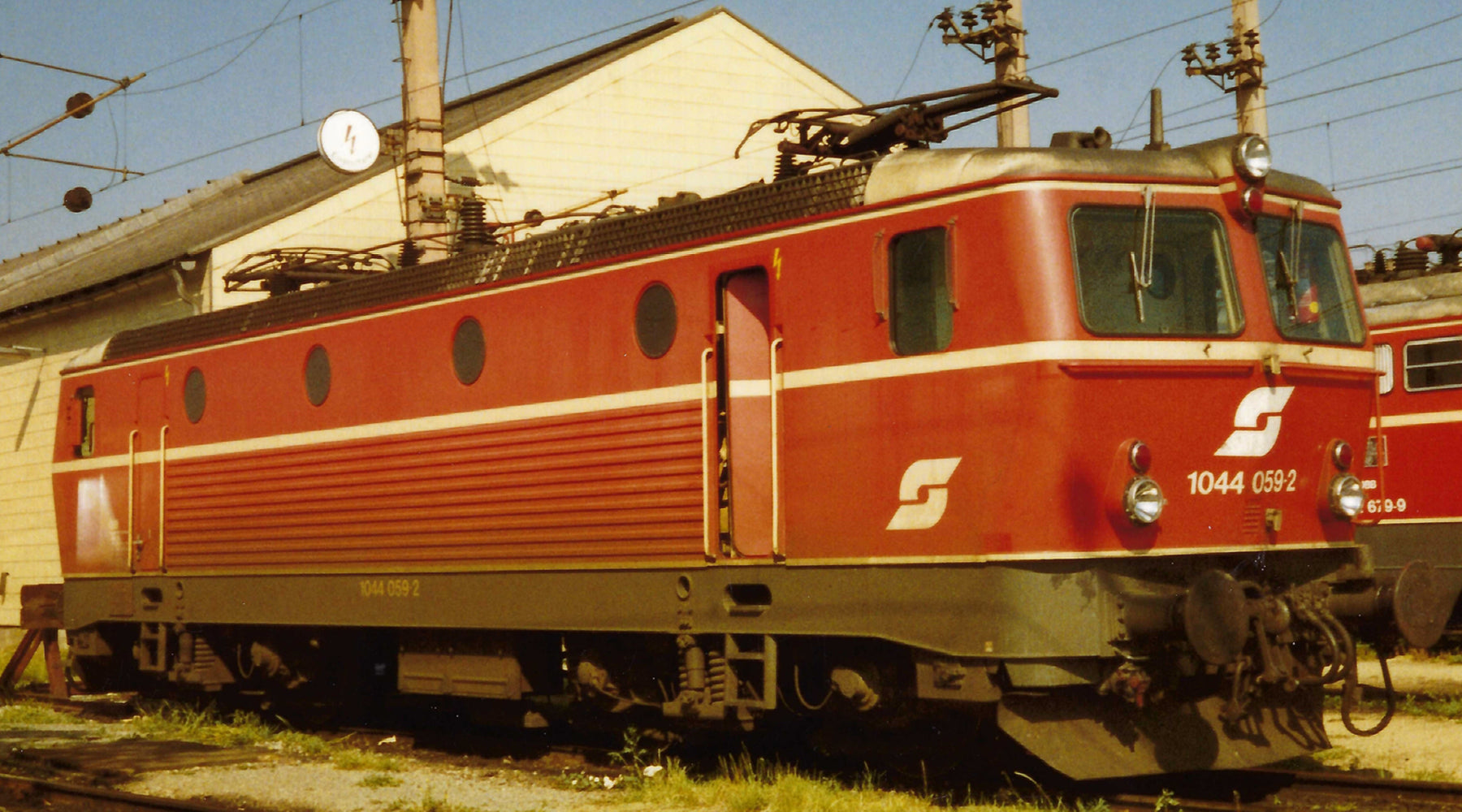 Jagerndorfer OBB Rh1044.059 Electric Locomotive IV JC64510