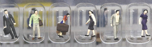 Kato (Japan) Japanese Walking Passengers (6) Figure Set K24-208