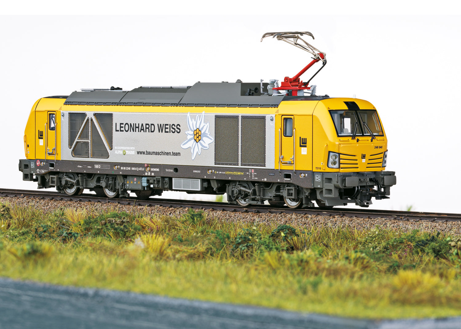 Trix Leonhard Weiss BR248 040 Bi-Mode Locomotive VI (DCC-Sound) M25298