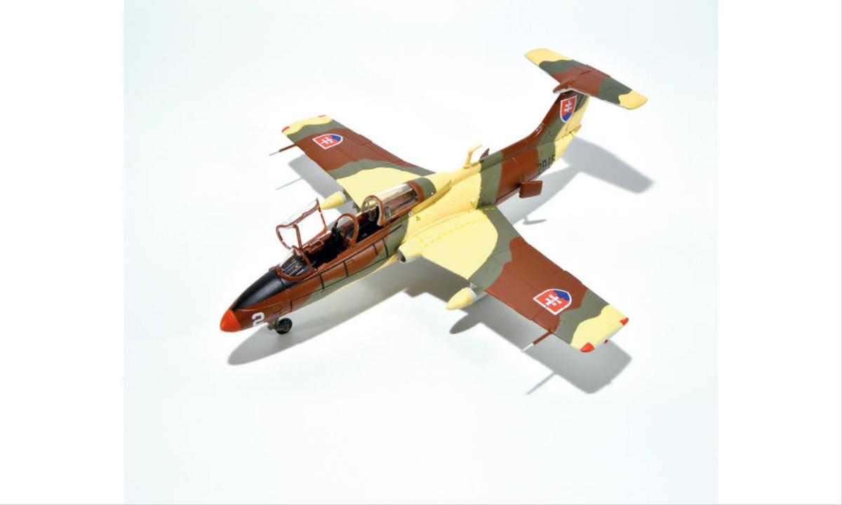 Modelyletadel Aero L-29 Delfin Slovak Air Force 2846 (1:72) MLCZ7219