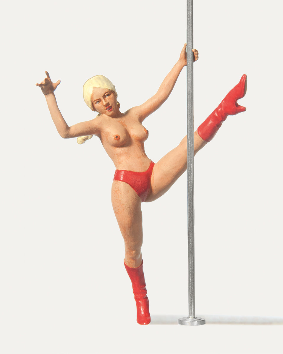 Merten Pole Dancer High Leg Figure MRT0240202