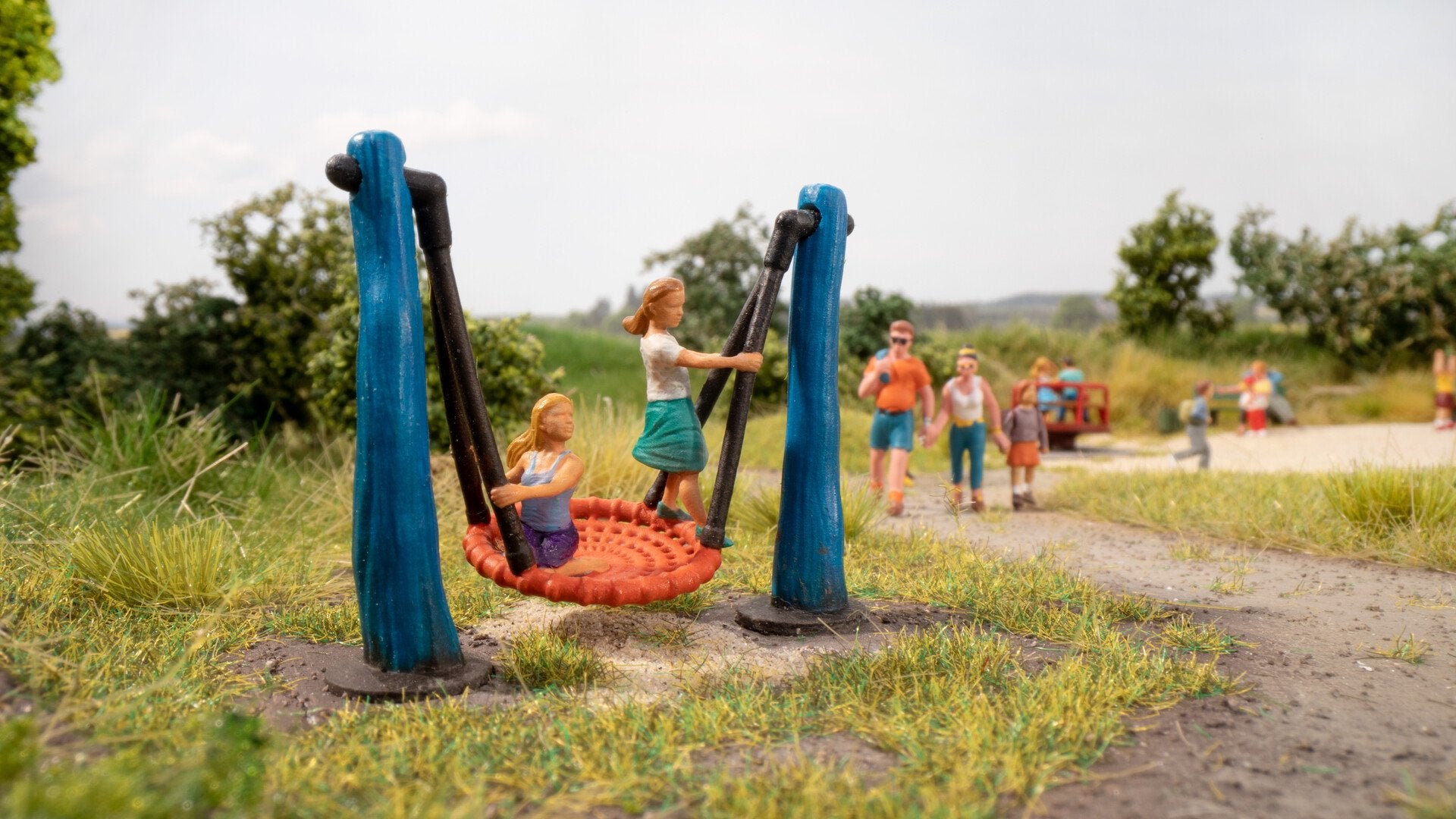 Noch micro-motion Playground Bird's Nest Swing N13402